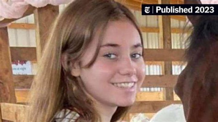 Unveiling Aubreigh Wyatt's Boyfriend: Who Holds Her Heart?