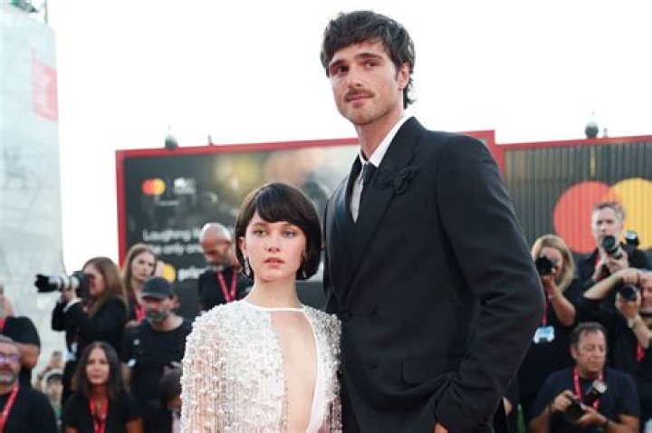 Unveiling Cailee Spaeny's Dating Life: Love, Relationships, And Insights